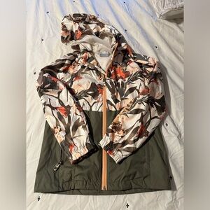 Columbia rain jacket. M (10/12) EUC